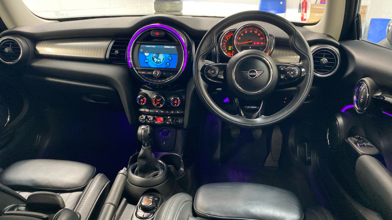 MINI Hatchback 1.5 Cooper Exclusive II 3dr Petrol Hatchback